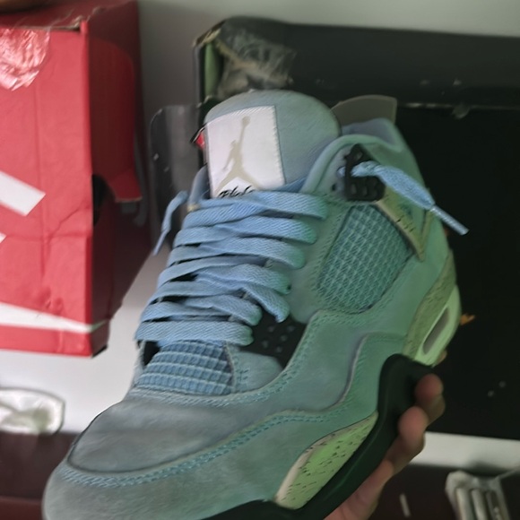 Jordan 4 University Blue - Picture 1 of 5